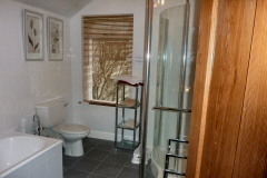 Quality Bathroom Suites thumb